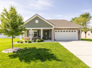 1021 Boots Trl, Greenfield, IN 46140
