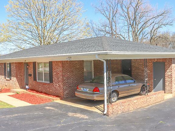 3rd image of 316 Wayside Dr