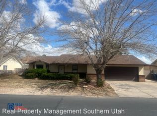 1655 E Maplewood Way, Saint George, UT 84790