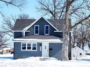 622 Horace Ave N, Thief River Falls, MN 56701