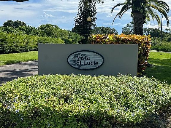 3rd image of 18 Lake Vista Trl APT 206