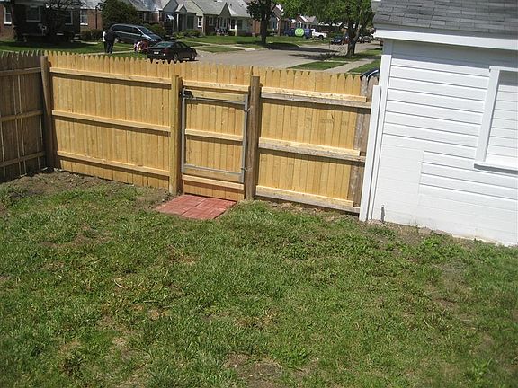 Back Yard Fence Gate
