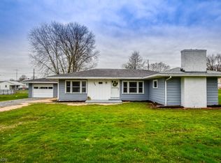 340 Smith St, Newcomerstown, OH 43832