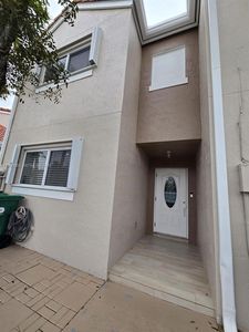 12610 NW 11th Ter, Miami, FL, 33182