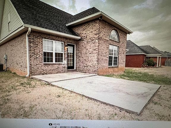 2nd image of 222 Sedgebrooke Dr