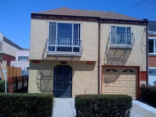 4th image of 229 Village Way