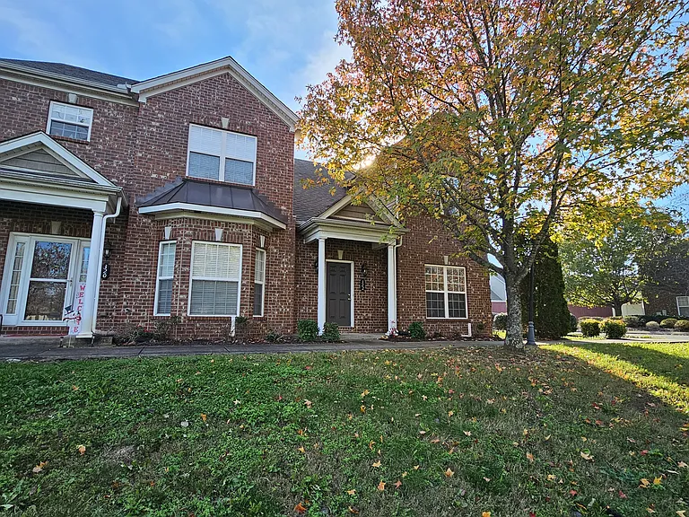 Welcome to 322 Rowlette Circle, Murfreesboro