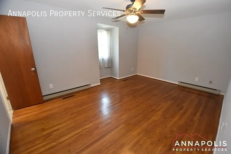 843 Harbor View Ter — Photo 10
