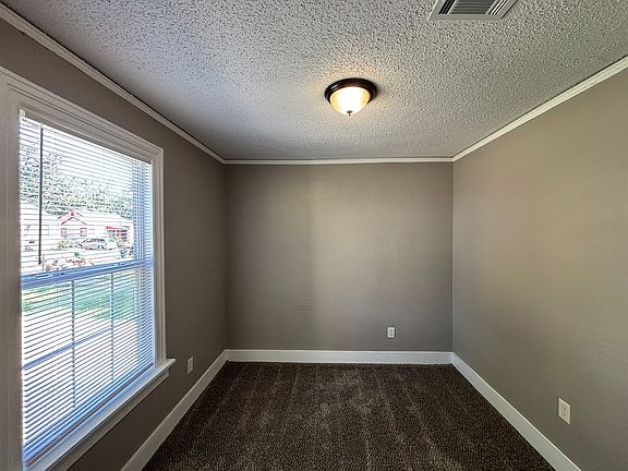 5th image of 4909 W 31st St
