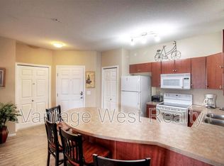 Country Club Dr #1202, Kelowna, BC V1V2Z3
