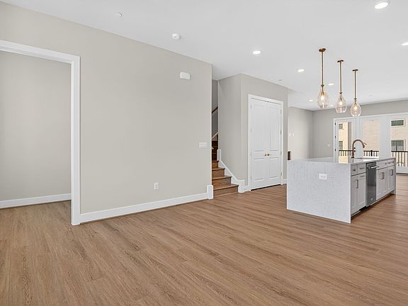 11904 Northpark Drive