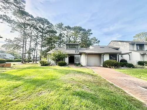 155 Gleneagles Dr Photo 1