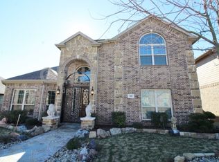 110 White Oak Ln, Red Oak, TX 75154