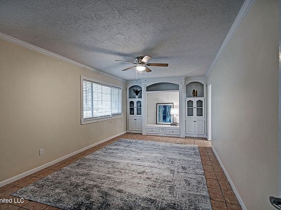 5th image of 3637 Sykes Park Dr