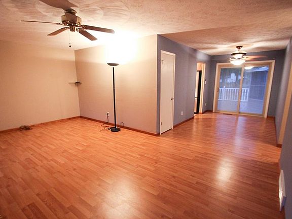 2nd image of 1476 Driftwood Ln