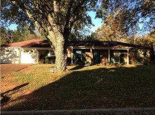 131 W Oak Hill Dr, Florence, AL 35633