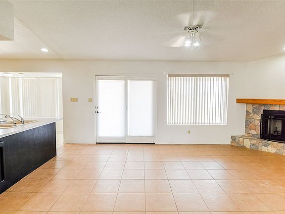 3rd image of 3582 E Cuadrilla Ln
