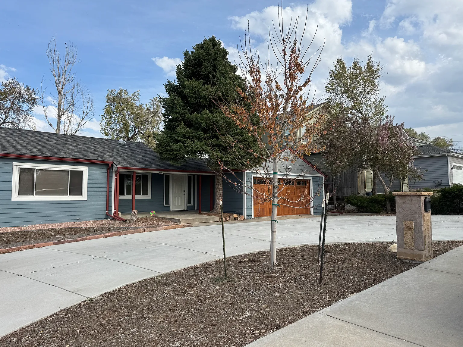 5260 Perry St — Photo 3