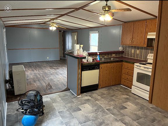 5th image of 115 Cypress Dr