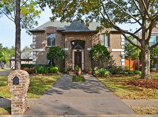 1042 Orchard Hill St, Houston, TX 77077