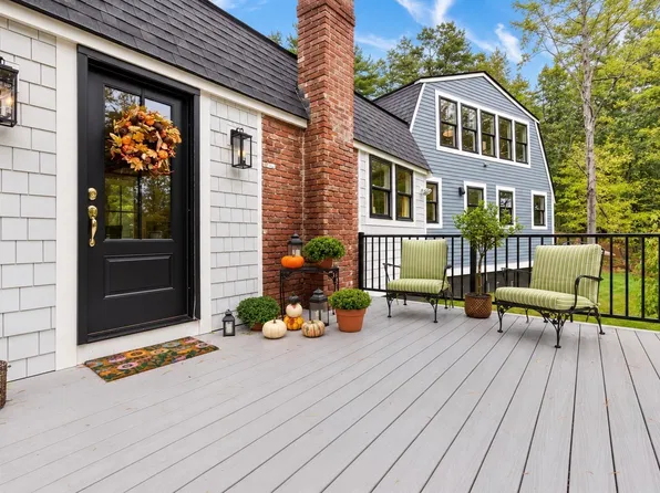 109 Glen St, Rowley, MA 01969