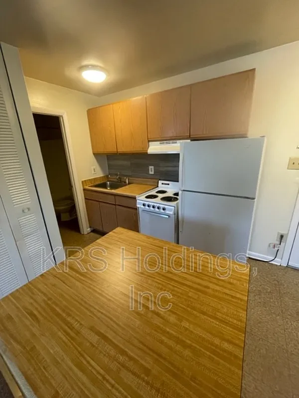 Praxis Apartments — Photo 1