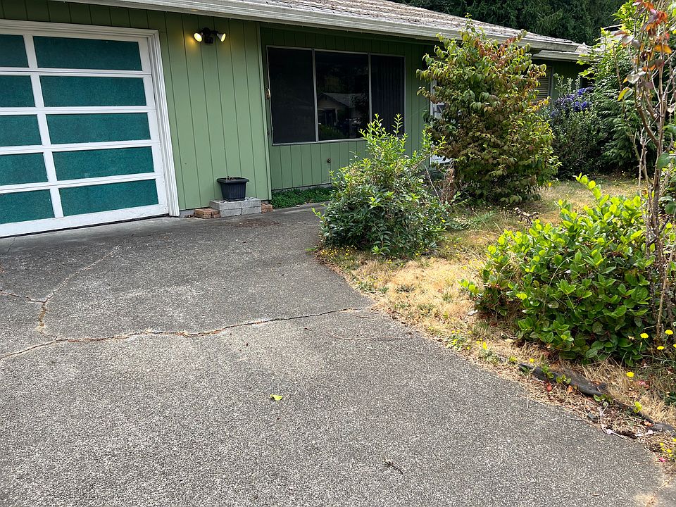 1st image of 5121 28th Ave SE