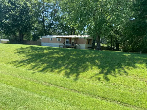 6752 McMinnville Hwy, Manchester, TN 37355