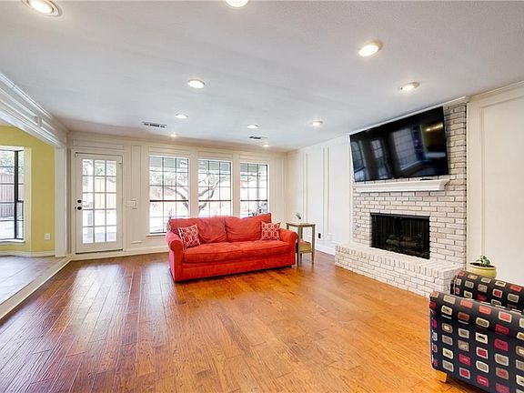 4th image of 9127 Windy Crest Dr