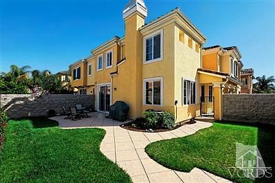 Back view of Townhome