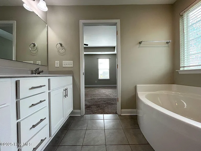 188 Sandy Springs Rd — Photo 28