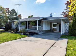 12 Ridley Heights Dr, Saint Catharines, ON L2S 2J2