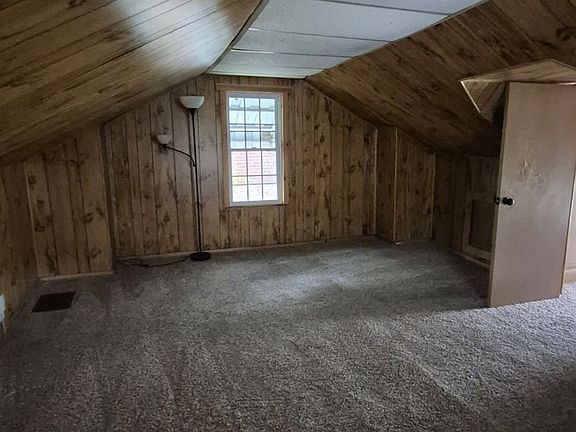 4th image of 1701 Leolyn St