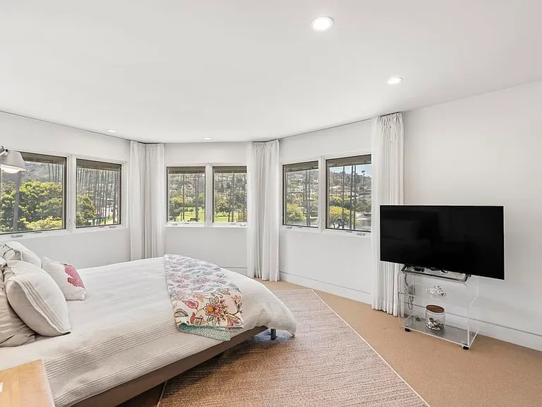 2110 Avenida De La Playa #C — Photo 10