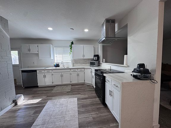 5th image of 6148 Arlington Ave