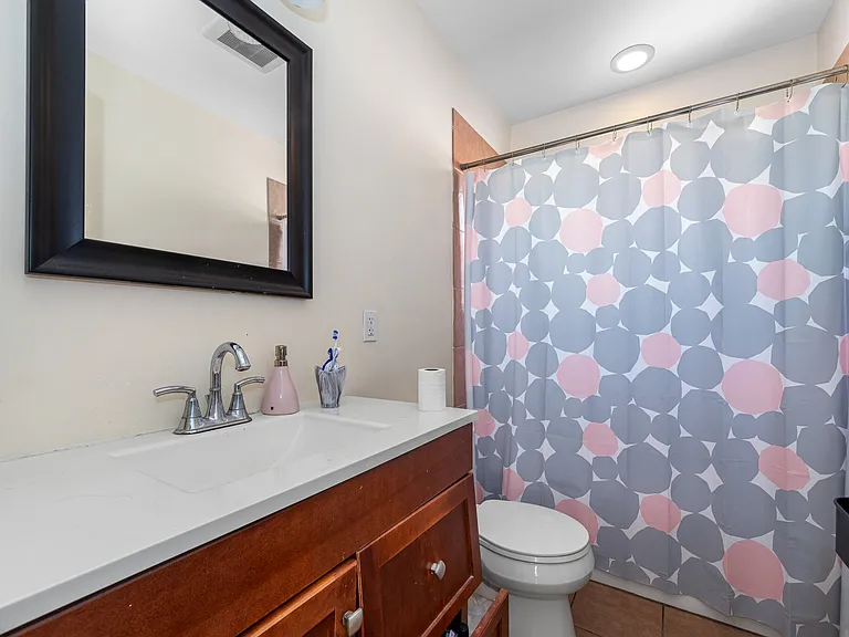 226 Calumet St #2X — Photo 10