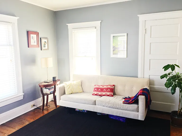 319 Hickory St — Photo 8