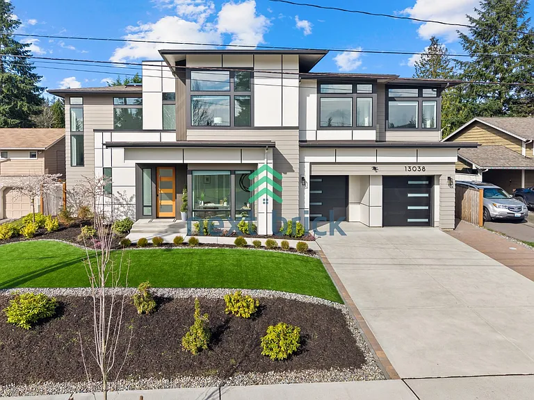 13038 NE 102nd Pl — Photo 46