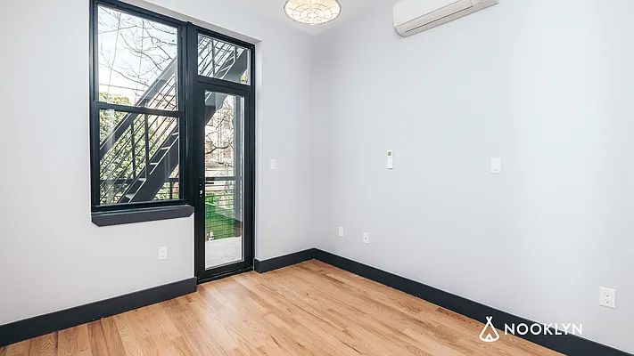 Rented by Nooklyn NYC LLC | media 57