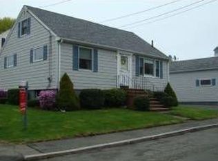 18 Wall St, Salem, MA 01970