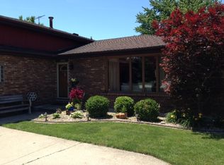 2420 Flat Rock Rd, Dyer, IN 46311