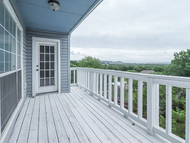 1810 Mesa Oaks Cir — Photo 25