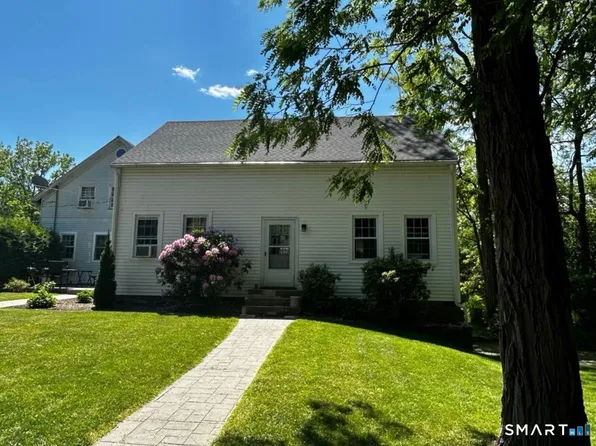 16 Wilbur Rd, New Preston Marble Dale, CT 06777