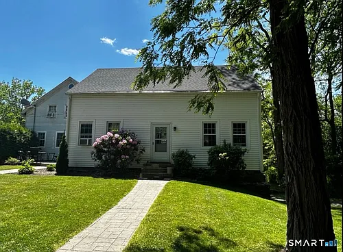 16 Wilbur Rd Photo 1
