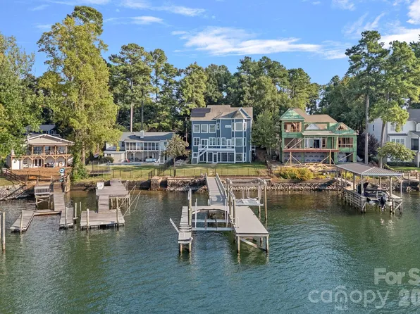 21013 Island Forest Dr, Cornelius, NC 28031