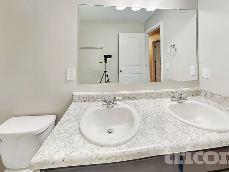 99 Yonah Way — Photo 14