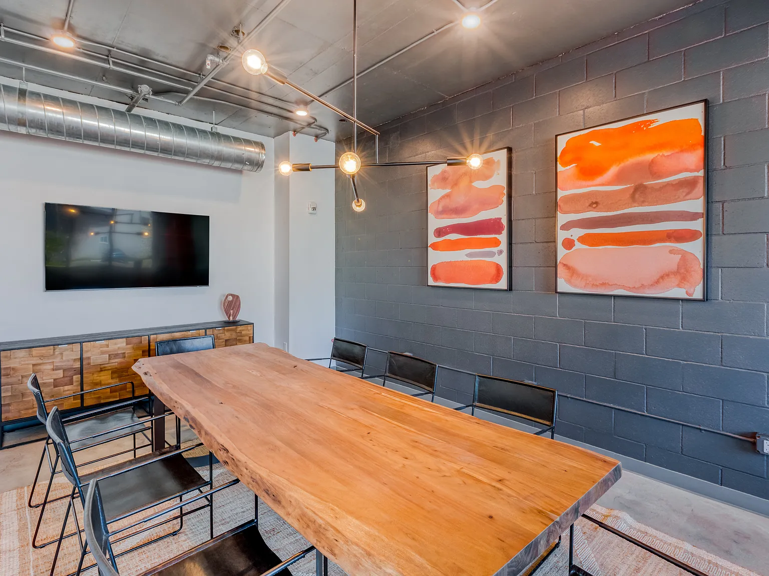 Ollie North Park Lofts — Photo 1