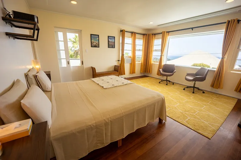 57 Hina St #4