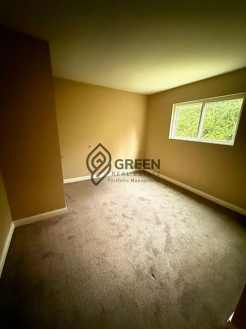 210 Tedmark Ct — Photo 1