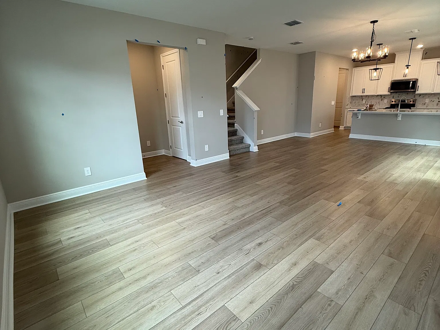 4 bed, 2.5 bath, 2152 sqft, $3,200 — Photo 4